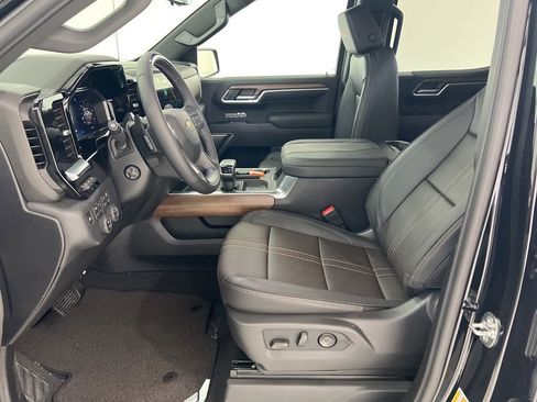 New 2026 Chevrolet Silverado 1500 High Country w/ Technology Package AWD/4WD image 17