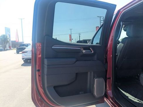Used 2023 Chevrolet Silverado 1500 High Country w/ High Country Premium Package AWD/4WD image 24
