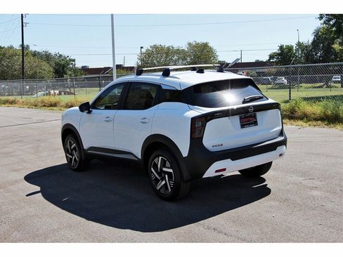 New 2026 Nissan Kicks SV w/ SV Premium Package image 3