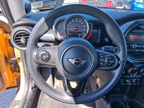 Used 2015 MINI Cooper S image 10