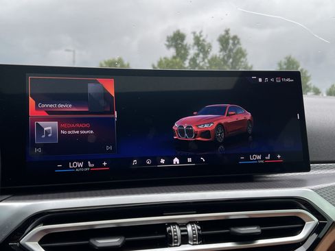Used 2024 BMW i4 eDrive35 w/ M Sport Package RWD image 25