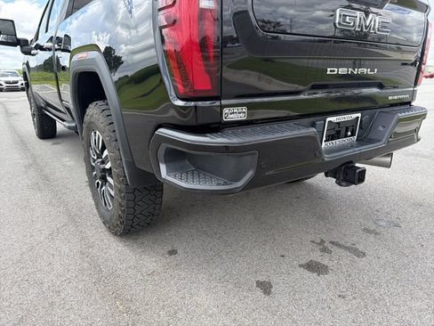Used 2024 GMC Sierra 2500 Denali Ultimate AWD/4WD image 28