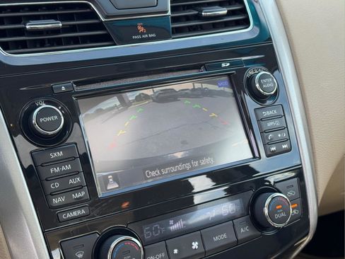 Used 2015 Nissan Altima 3.5 SL image 25