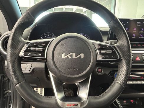 Used 2023 Kia Forte GT-Line image 23