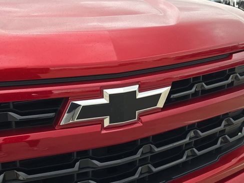 Used 2023 Chevrolet Silverado 1500 RST AWD/4WD image 10