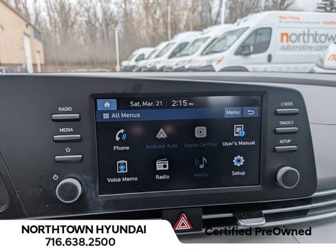 Used 2023 Hyundai Elantra SE image 21