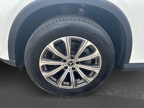 Used 2023 Mercedes-Benz GLC 300 image 12