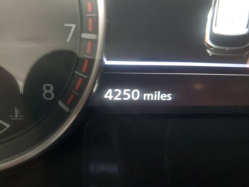 Used 2026 Nissan Pathfinder S FWD image 12