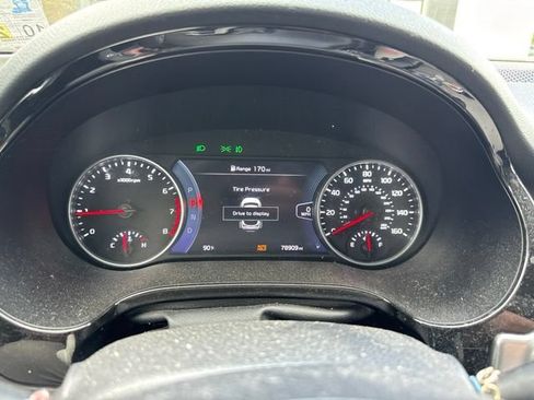 Used 2021 Kia Seltos SX w/ SX Sunroof Package AWD/4WD image 30