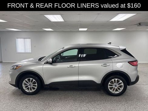 Used 2020 Ford Escape SE image 4