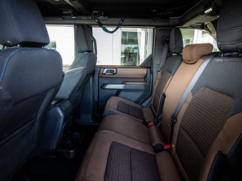 Used 2023 Ford Bronco Outer Banks AWD/4WD image 26