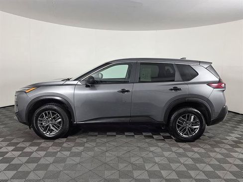 Used 2023 Nissan Rogue S AWD/4WD image 8