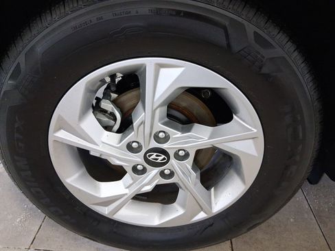 Used 2022 Hyundai Tucson SEL FWD image 12