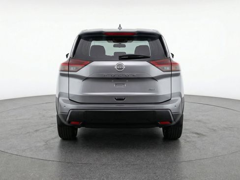Used 2025 Nissan Rogue SV AWD/4WD image 7