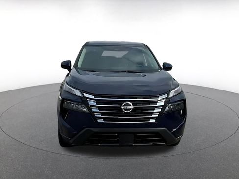 Used 2025 Nissan Rogue SV image 4