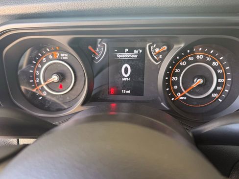 New 2026 Jeep Gladiator Sport AWD/4WD image 18