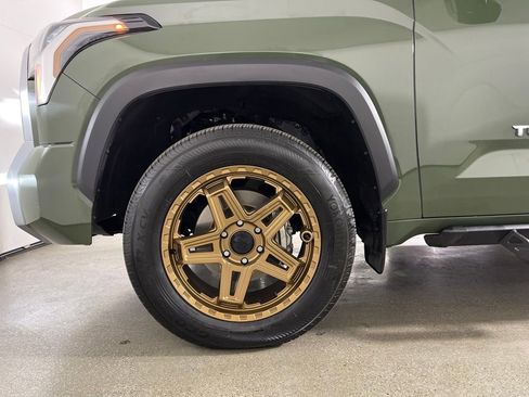 Used 2022 Toyota Tundra Limited w/ TRD Off-Road Package image 11