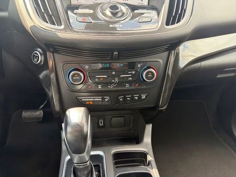Used 2018 Ford Escape Titanium w/ Ford Safe & Smart Package image 20