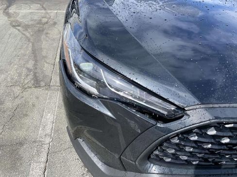 Used 2023 Toyota Corolla Cross L image 16