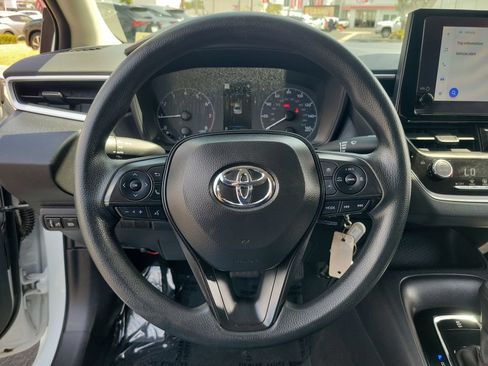 Used 2024 Toyota Corolla LE FWD image 24