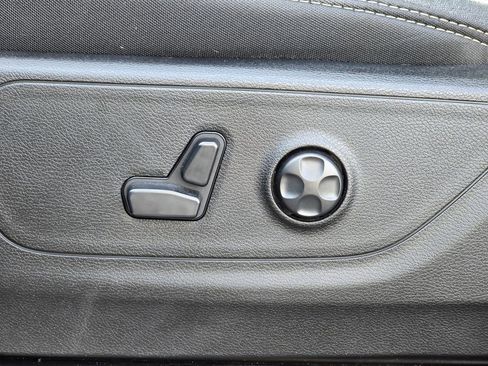 Used 2019 RAM 1500 Big Horn image 24