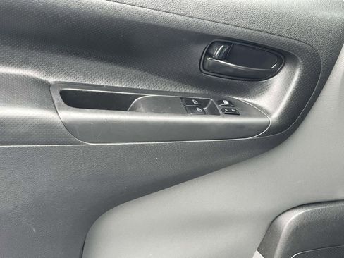 Used 2021 Nissan NV200 S image 23