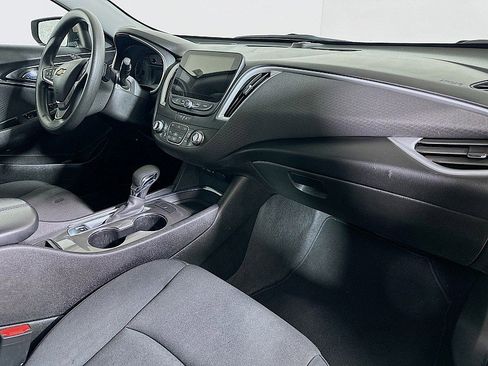 Used 2023 Chevrolet Malibu LT image 27