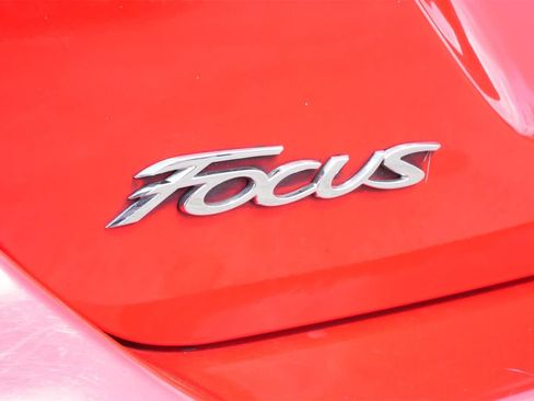 Used 2013 Ford Focus ST image 18