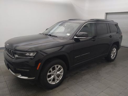 Used 2023 Jeep Grand Cherokee L Limited w/ Luxury Tech Group II AWD/4WD image 2