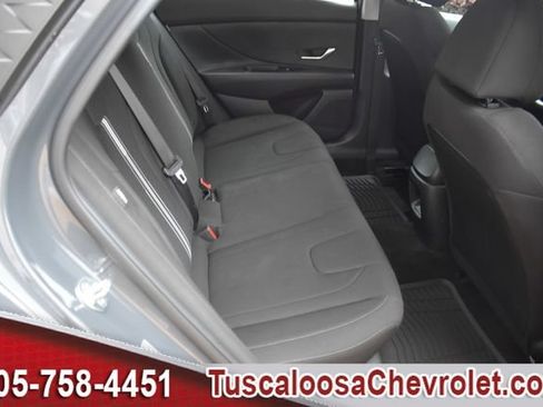 Used 2024 Hyundai Elantra SEL FWD image 21