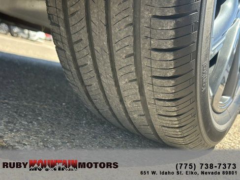 Used 2023 Chevrolet Equinox RS image 29