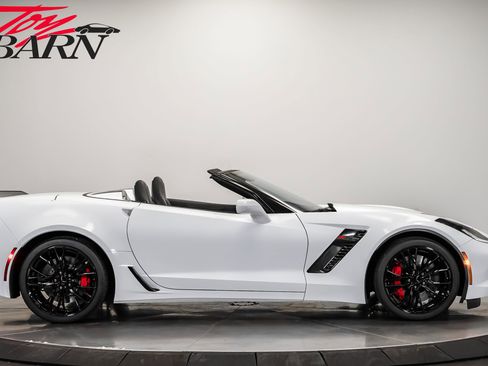 Used 2019 Chevrolet Corvette Z06 image 6