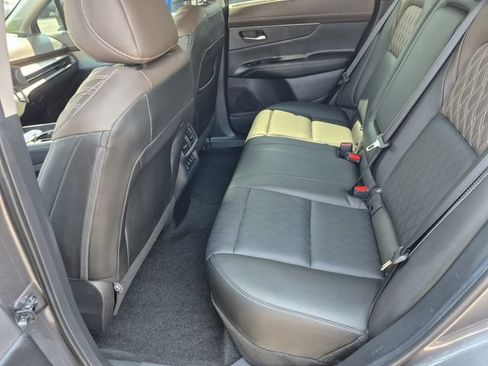 Certified 2025 Nissan Murano Platinum w/ Cargo Package AWD/4WD image 17