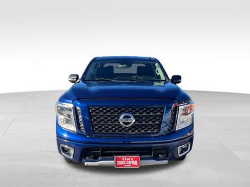 Used 2019 Nissan Titan PRO-4X AWD/4WD image 8