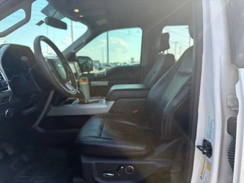 Used 2016 Ford F150 Lariat AWD/4WD image 14