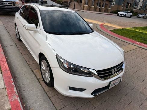 Used 2015 Honda Accord EX image 29