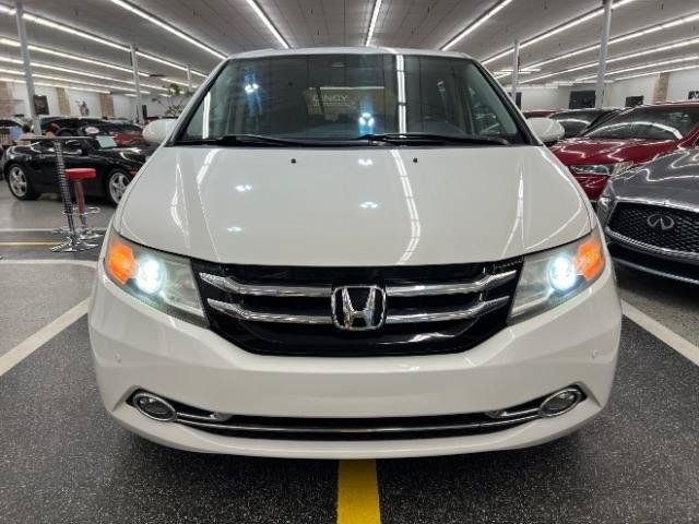 Used 2014 Honda Odyssey Touring image 3