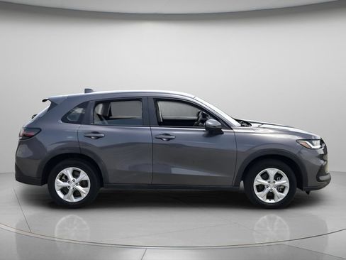Certified 2024 Honda HR-V LX image 3