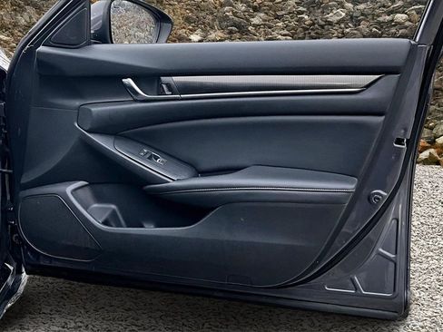 Used 2019 Honda Accord Sport image 22