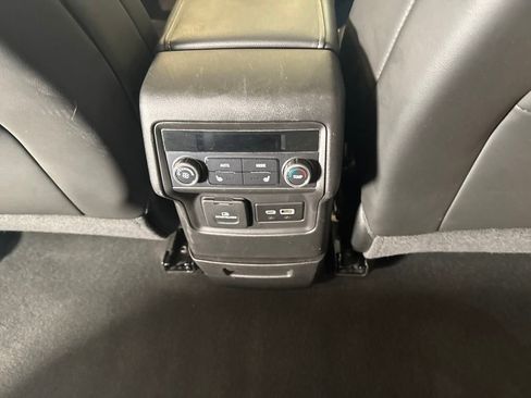 Used 2023 GMC Acadia Denali image 22