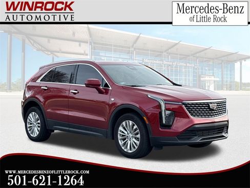 Used 2024 Cadillac XT4 Luxury w/ Cold Weather Package image 1