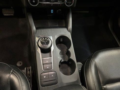 Used 2020 Ford Escape SEL image 16