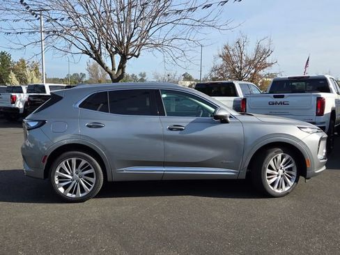 New 2026 Buick Envision Avenir AWD/4WD image 3