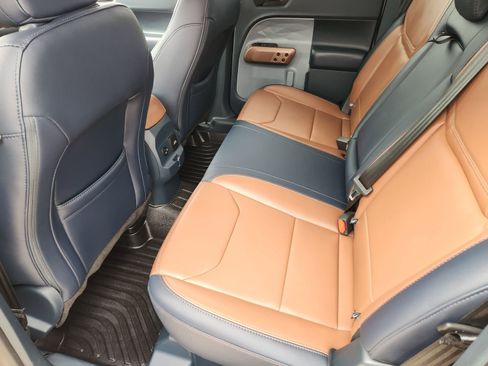 Used 2023 Ford Maverick Lariat w/ Lariat Luxury Package image 33