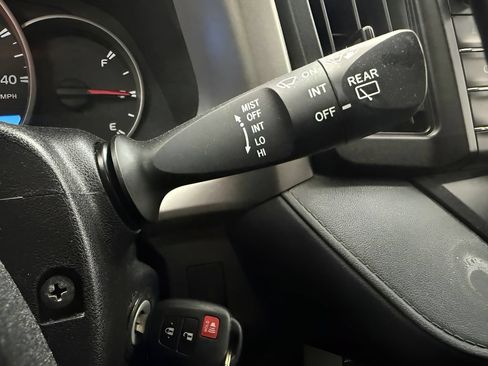 Used 2016 Toyota RAV4 LE FWD image 20