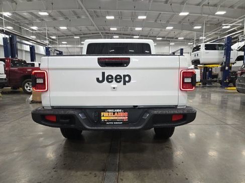 New 2026 Jeep Gladiator Sport image 4