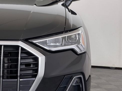 Used 2025 Audi Q3 2.0T Premium w/ Convenience Package AWD/4WD image 11