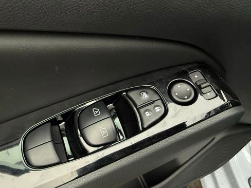 New 2025 Nissan Altima 2.5 SR image 20