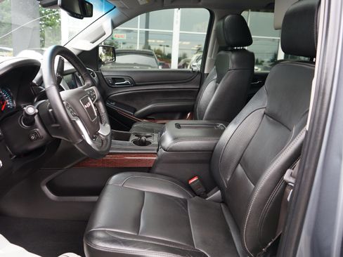 Used 2020 GMC Yukon SLT w/ Open Road Package AWD/4WD image 16
