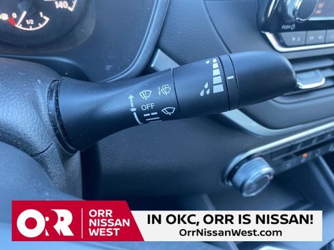 Used 2022 Nissan Altima 2.5 S image 29